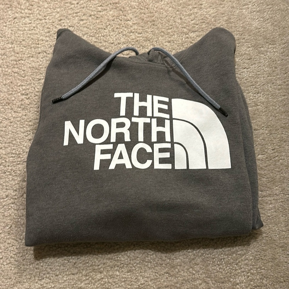 Men’s North Face Hoodie